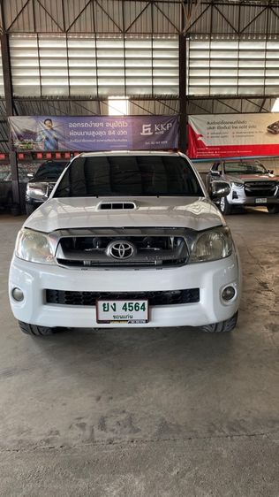 Toyota Hilux Vigo 2011 2.5 E Prerunner VN Turbo ดีเซล เกียร์ธรรมดา ขาว