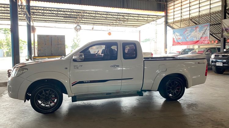 Toyota Hilux Vigo 2011 2.5 E Prerunner VN Turbo ดีเซล เกียร์ธรรมดา ขาว รูปที่ 2