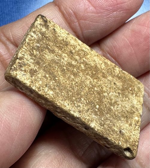 🙏พระสมเด็จพิมพ์ทรงเจดีย์ มวลสารเยอะ🙏พระสมเด็จพิมพ์ใหญ่บิ่นเดิม เนื้อดีพิมพ์ดี องค์ละ1550 รูปที่ 5