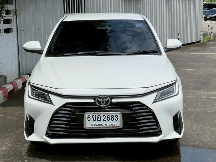 Toyota Yaris ATIV 2022 1.2 Smart Sedan เบนซิน ไม่ติดแก๊ส เกียร์อัตโนมัติ ขาว รูปที่ 2