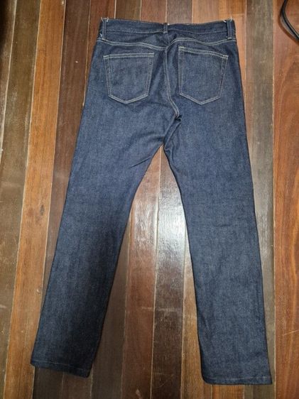 กางเกงยีนส์ Uniqlo silm straight ส่งฟรี รูปที่ 6