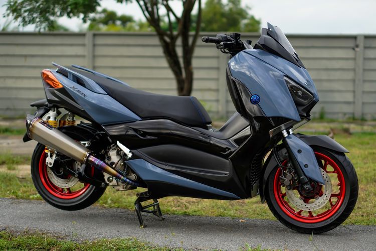 YAMAHA XMAX 300 ABS ปี 2021 มือเดียว เครื่องเดิม จัดทรงหล่อ พร้อมใช้ รูปที่ 2