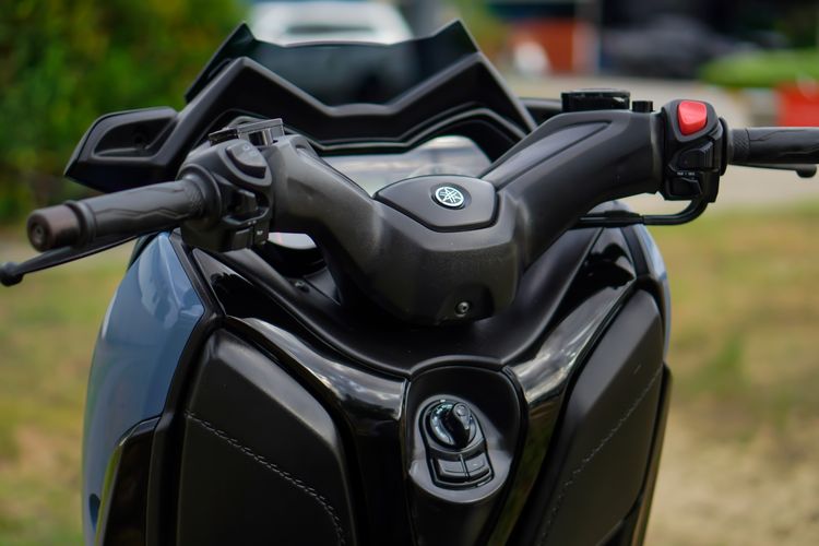 YAMAHA XMAX 300 ABS ปี 2021 มือเดียว เครื่องเดิม จัดทรงหล่อ พร้อมใช้ รูปที่ 13