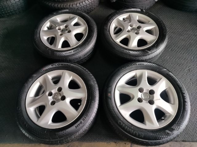 ล้แแม็กโตโยต้าขอบ15 4รูพร้อมยาง