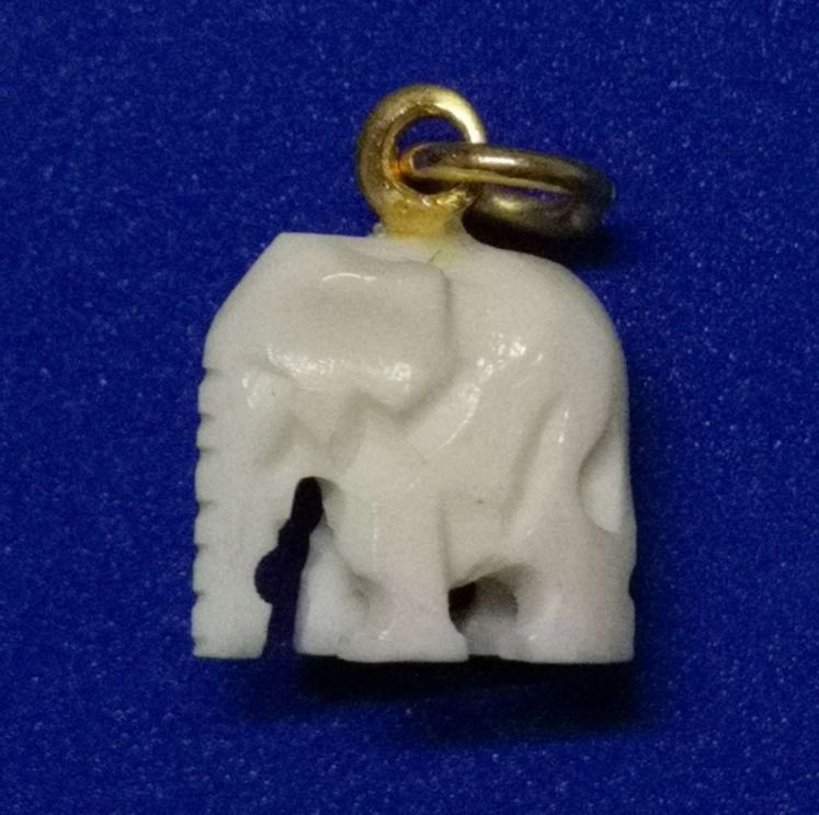 จี้ช้างเผือก แกะสลัก เนื้อหยกขาว ขนาด 1 ซม. เสริมอำนาจบารมี รูปที่ 2