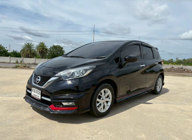 Nissan Note 2018 1.2 VL Sedan เบนซิน ไม่ติดแก๊ส เกียร์อัตโนมัติ ดำ รูปที่ 3