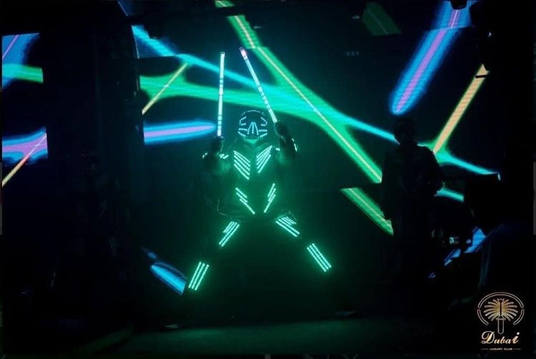 รับงานแสดงโชว์ LED คุมด้วยระบบซิงก์กับเพลงพร้อมกับอุปกรณ์สุดอลัง รูปที่ 14