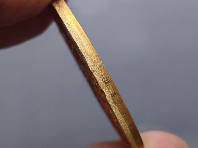 เหรียญมหายันต์ พระนเรศวรมหาราช "องค์ดำ พิมพ์นั่งบัลลังก์ใหญ่ รุ่นปราบไพรีอริศัตรูพ่าย จังหวัดอยุธยา ปี2549 เนื้อทองแดง รูปที่ 3