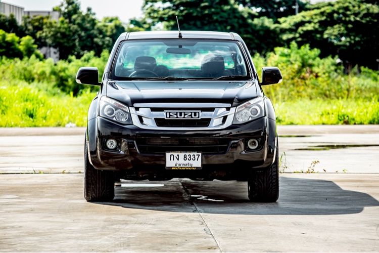 Isuzu D-MAX 2012 2.5 Hi-Lander Z Prestige Ddi VGS Turbo Pickup ดีเซล ไม่ติดแก๊ส เกียร์ธรรมดา ดำ รูปที่ 2