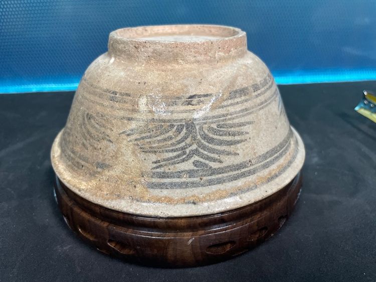 ชามลายดำใต้เคลือบ บ้านป่ายาง ศรีสัชนาลัย พ.21 รูปที่ 4