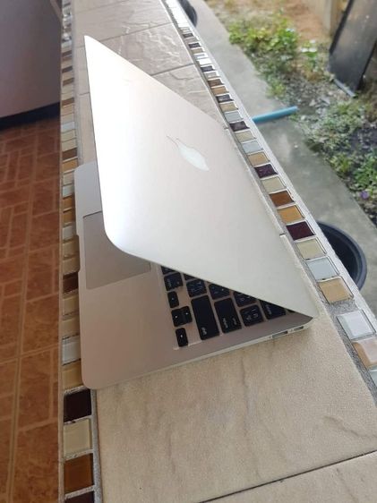Apple MacBook Air หน้าจอ 11นิ้ว Intel Core i5 SSD เบาบาง ไหลลื่น แบตทน สวยๆ รูปที่ 2
