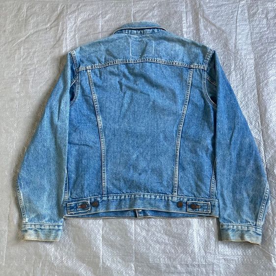 Levi s 90 hidden information Button 527 Denim Jacket USA 🇺🇸 แท้ 💯 size ขนาด อก 21.5 ยาว 26 แขน 24.5 นิ้ว สภาพดีสีเฟดสวย หายากน่าสะสมครับ รูปที่ 8