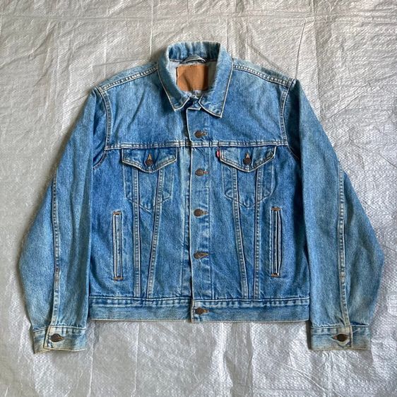 Levi s 90 hidden information Button 527 Denim Jacket USA 🇺🇸 แท้ 💯 size ขนาด อก 21.5 ยาว 26 แขน 24.5 นิ้ว สภาพดีสีเฟดสวย หายากน่าสะสมครับ