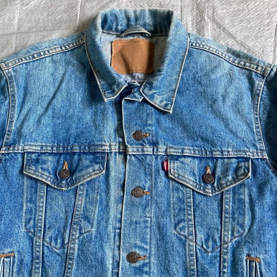 Levi s 90 hidden information Button 527 Denim Jacket USA 🇺🇸 แท้ 💯 size ขนาด อก 21.5 ยาว 26 แขน 24.5 นิ้ว สภาพดีสีเฟดสวย หายากน่าสะสมครับ รูปที่ 2