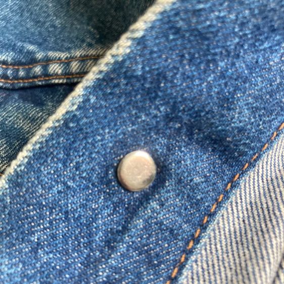 Levi’s 505 Jacket แคนาดา แท้ 💯 size วัดจริงขนาด อก 20 ยาว 24 ไหล่ 17 แขน 22.5 นิ้ว แซ็กดำ สภาพดีมาก สีเฟดสวย ดีเทลสวยหายากน่าสะสมครับ รูปที่ 6