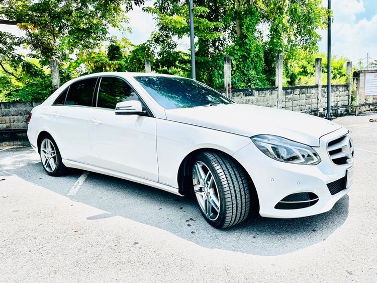 Mercedes-Benz E-Class 2015 E200 Sedan เบนซิน ไม่ติดแก๊ส เกียร์อัตโนมัติ ขาว รูปที่ 2