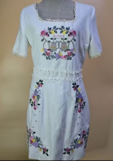 เดรสสั้น งานป้าย