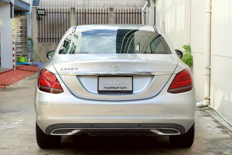 Mercedes-Benz C-Class 2019 C220 Sedan ดีเซล ไม่ติดแก๊ส เกียร์อัตโนมัติ บรอนซ์เงิน รูปที่ 4