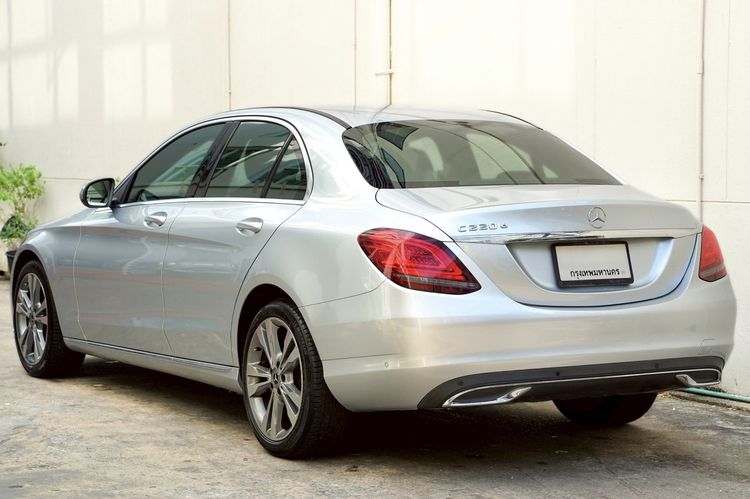 Mercedes-Benz C-Class 2019 C220 Sedan ดีเซล ไม่ติดแก๊ส เกียร์อัตโนมัติ บรอนซ์เงิน รูปที่ 2