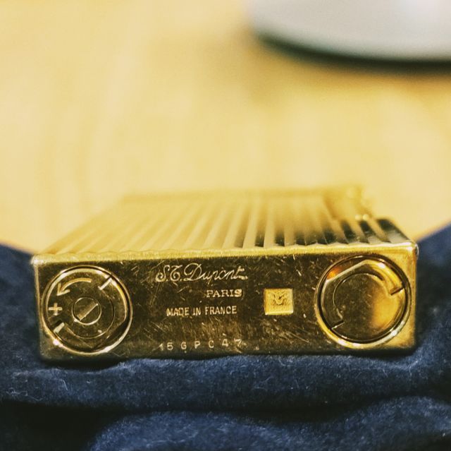ไฟแช็ค S.T.Dupont S.T. Dupont Lighter Line 2 Gold
 รูปที่ 4