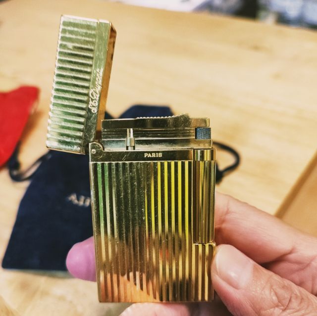 ไฟแช็ค S.T.Dupont S.T. Dupont Lighter Line 2 Gold
 รูปที่ 6