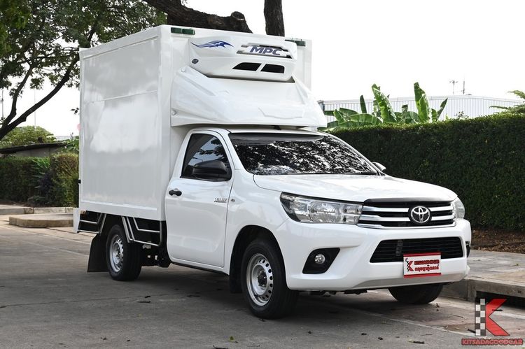 Toyota Hilux Revo 2020 2.4 J Plus Pickup ดีเซล ไม่ติดแก๊ส เกียร์ธรรมดา ขาว