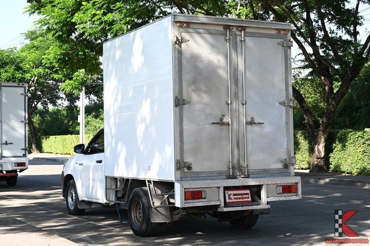 Toyota Hilux Revo 2020 2.4 Entry Pickup ดีเซล ไม่ติดแก๊ส เกียร์ธรรมดา ขาว รูปที่ 3
