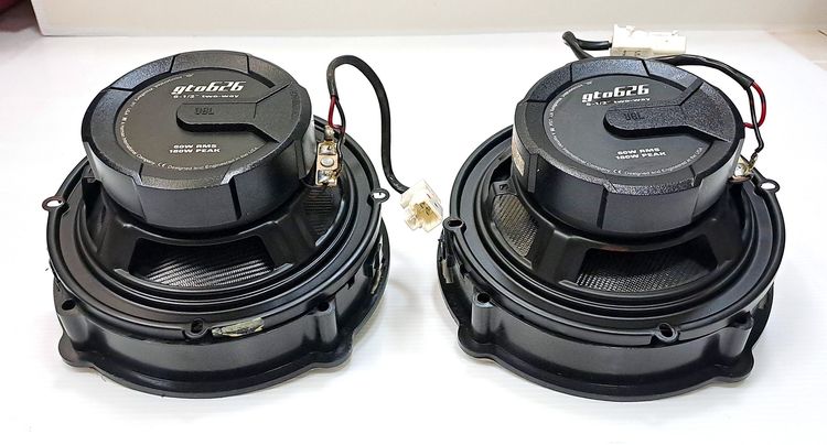ลำโพงติดรถยนต์ JBL ของแท้ USA ครบชุด ซื้อจากห้าง (สามารถตรวจดูวงจรข้างในได้ว่าของแท้) รูปที่ 6