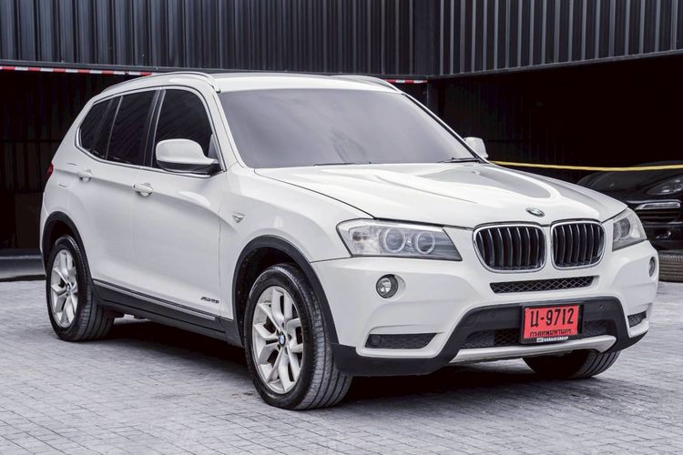 รถ BMW X3 2.0 xDrive20d Highline 4WD สี ขาว