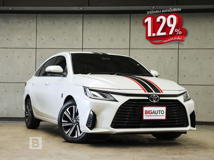 Toyota Yaris ATIV 2023 1.2 Premium Sedan เบนซิน ไม่ติดแก๊ส เกียร์อัตโนมัติ ขาว
