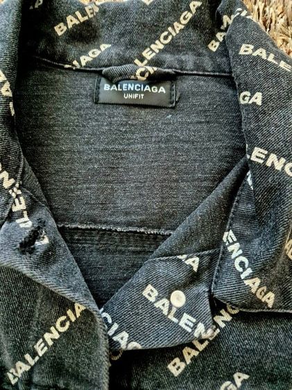 เสื้อ jacket balenciaga สภาพใหม่ ส่งฟรี รูปที่ 5
