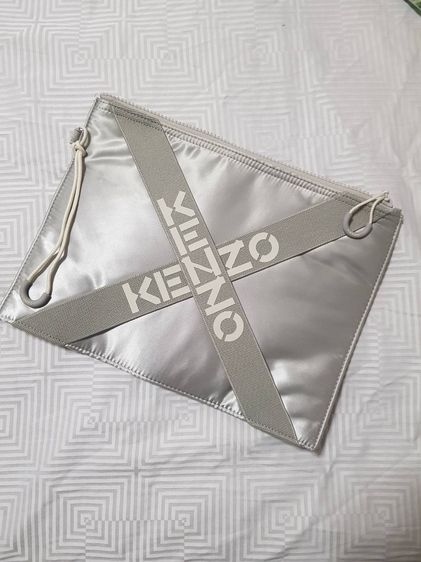 ซองใส่ tablet ยี่ห้อ kenzo ของใหม่ไม่เคยใช้งาน