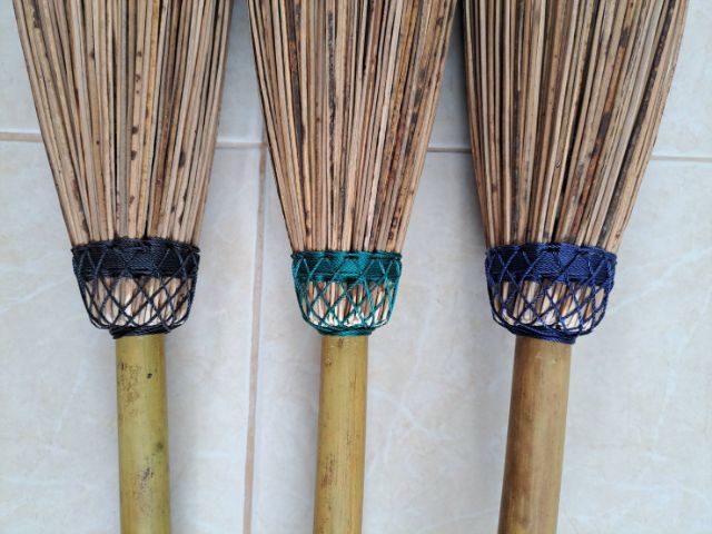 ไม้กวาดทางมะพร้าวด้ามยาว (อย่างหนาจัมโบ้) รูปที่ 2