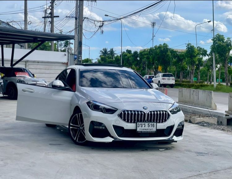 BMW Series 2 2020 218i Sedan เบนซิน ไม่ติดแก๊ส เกียร์อัตโนมัติ ขาว รูปที่ 2