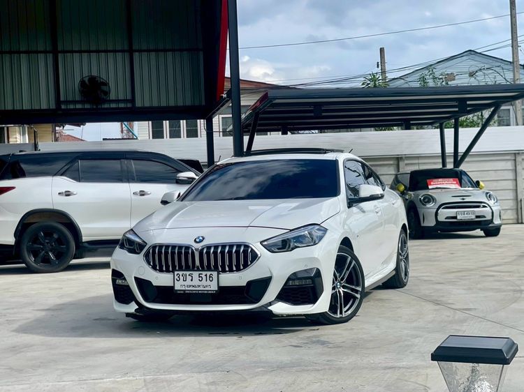 BMW Series 2 2020 218i Sedan เบนซิน ไม่ติดแก๊ส เกียร์อัตโนมัติ ขาว