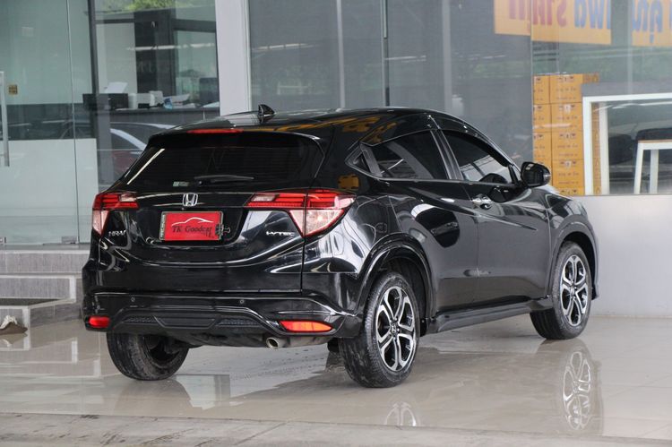 Honda HR-V 2016 1.8 E Limited Utility-car เบนซิน ไม่ติดแก๊ส เกียร์อัตโนมัติ ดำ รูปที่ 2