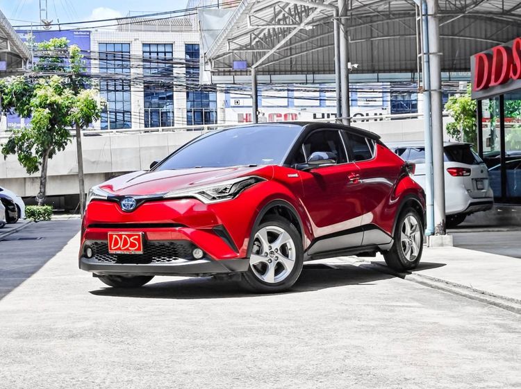 รถ Toyota C-HR 1.8 Hybrid Hi สี แดง