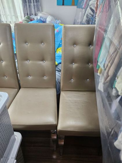เก้าอี้ ลายเพชรหรูหรา ได้มาจาก SB เฟอนิเจอร์
