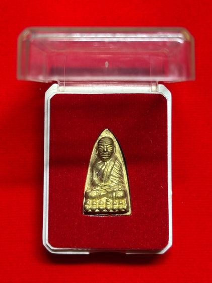 🛕 หลวงพ่อทวด หลังเตารีด เนื้อทองเหลือง (วัดพลานุภาพ) รูปที่ 2