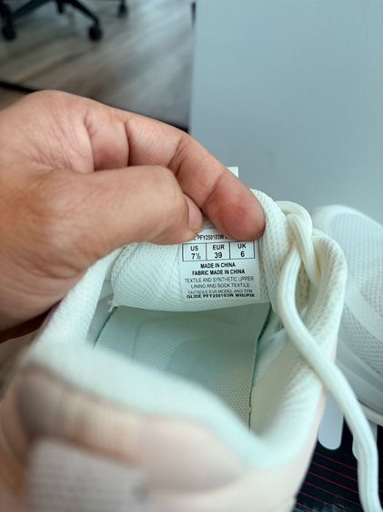 รองเท้าวิ่ง Fila size 39 รูปที่ 3