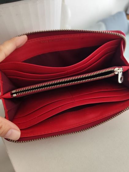 กระเป๋าสตางค์ Marc by Marc jacobs ใบยาวซิปรอบมือสองขายตามสภาพขอคนรับได้ รูปที่ 7
