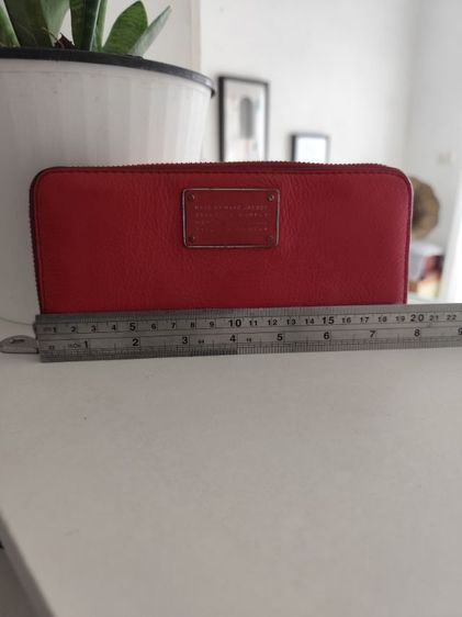 กระเป๋าสตางค์ Marc by Marc jacobs ใบยาวซิปรอบมือสองขายตามสภาพขอคนรับได้ รูปที่ 15