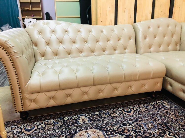 โซฟาหลุยส์ สีครัม สวยหรูสภาพดีมาก รูปที่ 4