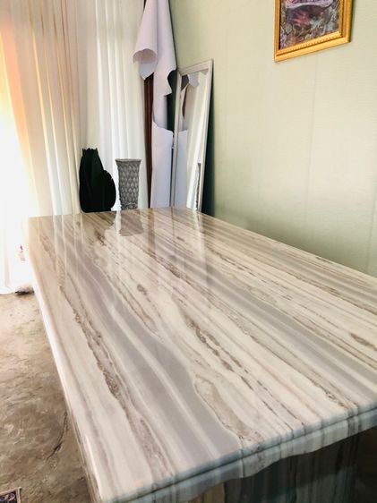 โต๊ะหินอ่อนขนาด 10 ที่นั่ง