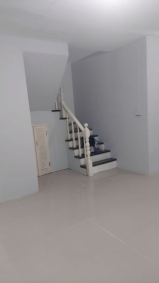 Pruksa สร้างเสร็จก่อน 2010 ไม่มี ทาวเฮ้าส์ให้เช่า 3 ห้องนอน 2 ห้องน้ำ 1 จอดรถในบ้าน ค่าเช่าเดือนละ 6000 บาท สนใจติดต่อ 081-457-7554 รูปที่ 3