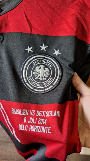 Germany Away Shirt - 2014 เสื้อทีมชาติเยอรมนีเยือนชุดแชมป์โลก ไซซ์ M ตัว Badge แท้จัดเต็ม มือสองจ้า รูปที่ 2