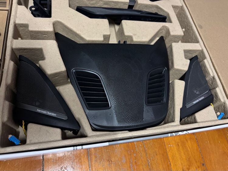 ชุดเครื่องเสียงรถยนต์ Harman Kardon รูปที่ 6