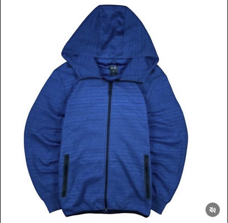 เสื้อ Uniqlo  รูปที่ 2