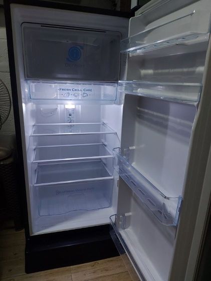 ตู้เย็น HITACHI 6.6 Q สีเงิน รูปที่ 6