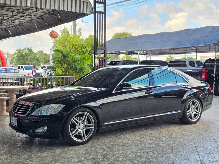 รถ Mercedes-Benz S-Class S300 สี ดำ